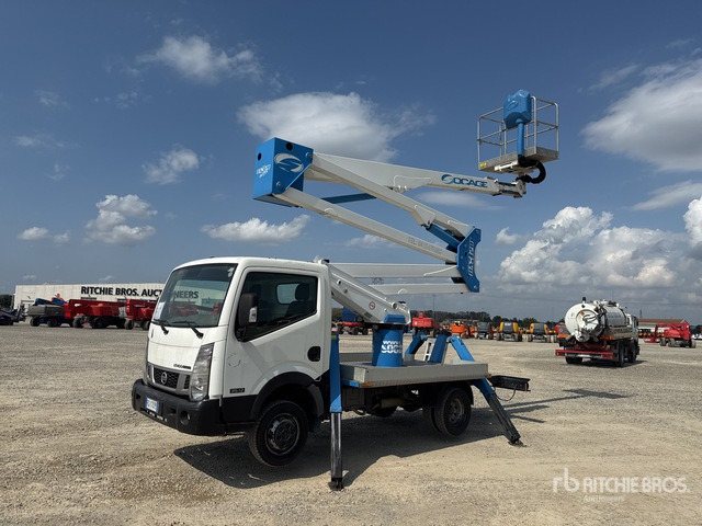 2017 Nissan Cabstar Cabstar 35.12 2016 Socage DA 320 20 m on Bucket Truck - Грузовик с подъемником: фото 2 2017 Nissan Cabstar Cabstar 35.12 2016 Socage DA 320 20 m on Bucket Truck - Грузовик с подъемником: фото 2