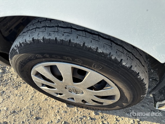 2017 Nissan NV300 Autocarro furgonato - Легковой фургон: фото 5 2017 Nissan NV300 Autocarro furgonato - Легковой фургон: фото 5