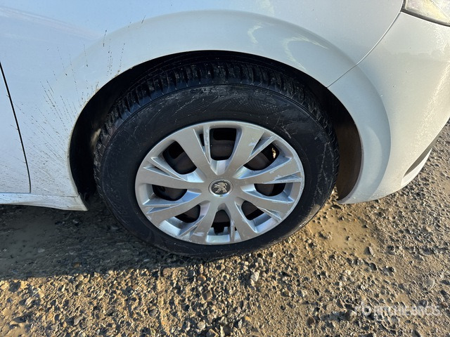 2017 Peugeot 208 BERLINA MIX BLUEHDI Automobile - Легковой автомобиль: фото 4 2017 Peugeot 208 BERLINA MIX BLUEHDI Automobile - Легковой автомобиль: фото 4