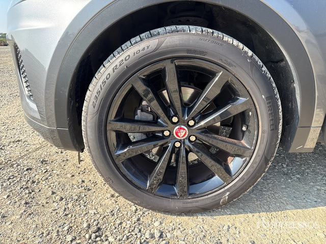 2020 Jaguar E Pace 2.0D I4 CHEQUERED FLAG AUTO 4WD SUV - Внедорожник: фото 4 2020 Jaguar E Pace 2.0D I4 CHEQUERED FLAG AUTO 4WD SUV - Внедорожник: фото 4