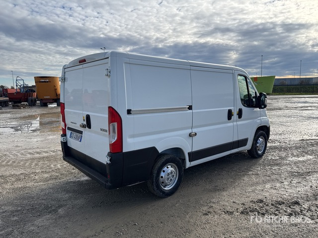 2020 Peugeot Boxer L1H1 2.2 BLUEHDI 140CV SeS Van Truck - Грузовик с закрытым кузовом: фото 3 2020 Peugeot Boxer L1H1 2.2 BLUEHDI 140CV SeS Van Truck - Грузовик с закрытым кузовом: фото 3