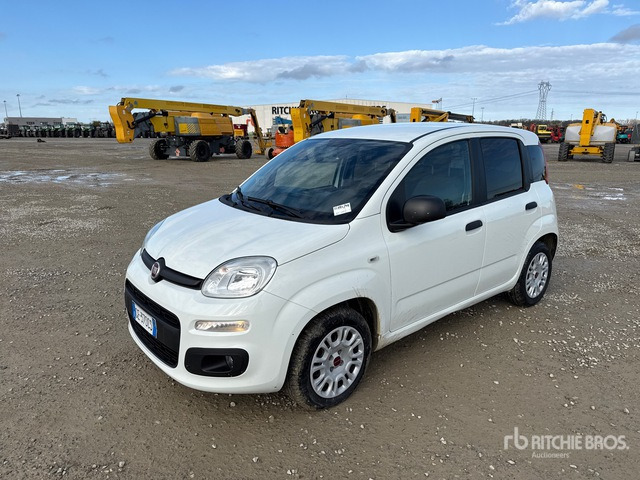 2021 Fiat Panda BERLINA 1.0 70CV HYBRID EURO 6D ... Automobile - Легковой автомобиль: фото 1 2021 Fiat Panda BERLINA 1.0 70CV HYBRID EURO 6D ... Automobile - Легковой автомобиль: фото 1
