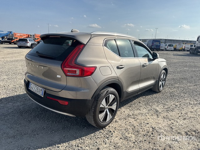 2022 Volvo XC40 T4 PLUG-IN HYBRID AUTO RECH INS ... SUV - Внедорожник: фото 3 2022 Volvo XC40 T4 PLUG-IN HYBRID AUTO RECH INS ... SUV - Внедорожник: фото 3
