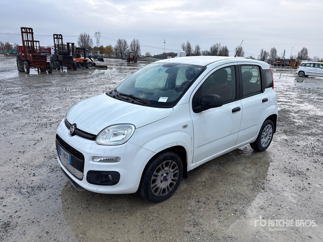 Fiat Panda Automobile - Легковой автомобиль: фото 1 Fiat Panda Automobile - Легковой автомобиль: фото 1