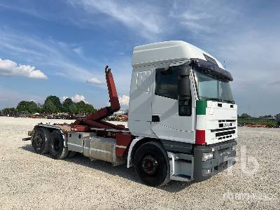 IVECO MAGIRUS 260E43/ 6x2 Sleeper - Крюковой мультилифт: фото 4 IVECO MAGIRUS 260E43/ 6x2 Sleeper - Крюковой мультилифт: фото 4