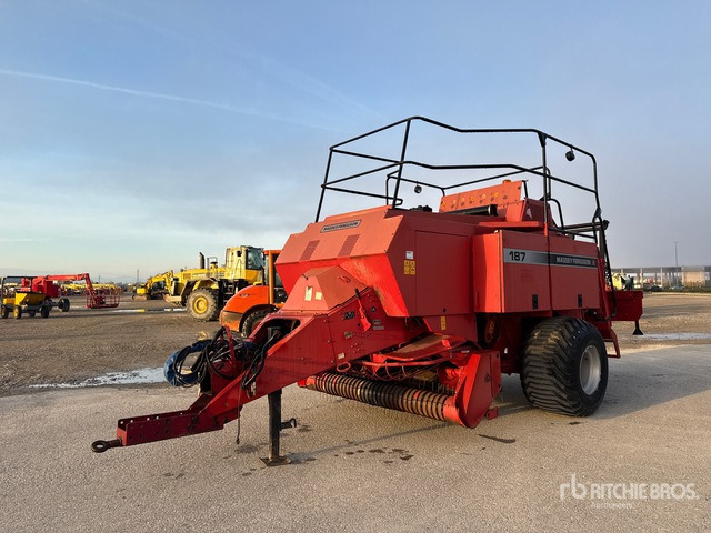 Massey Ferguson 187 Round Baler - Пресс-подборщик рулонный: фото 1 Massey Ferguson 187 Round Baler - Пресс-подборщик рулонный: фото 1