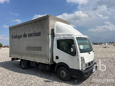 NISSAN CABSTAR 35.13 - Тентованный грузовик: фото 4 NISSAN CABSTAR 35.13 - Тентованный грузовик: фото 4