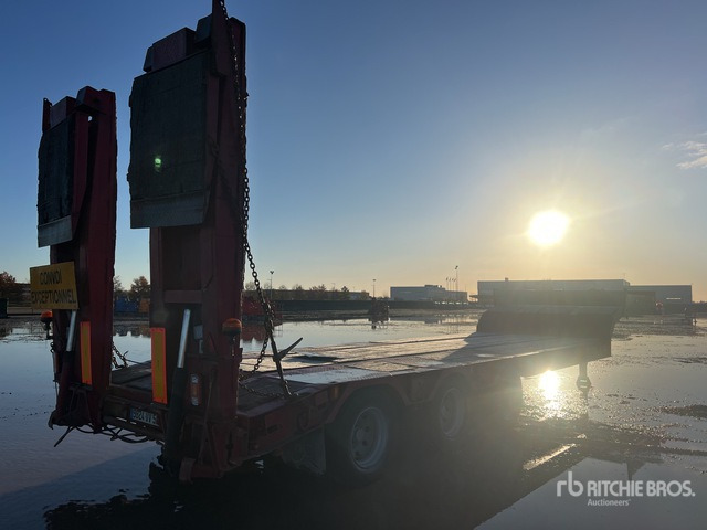 2002 Robuste Kaiser S5703P Tri/A Semi-Remorque Porte-Engin ... Lowboy Trailer - Низкорамный полуприцеп: фото 3 2002 Robuste Kaiser S5703P Tri/A Semi-Remorque Porte-Engin ... Lowboy Trailer - Низкорамный полуприцеп: фото 3