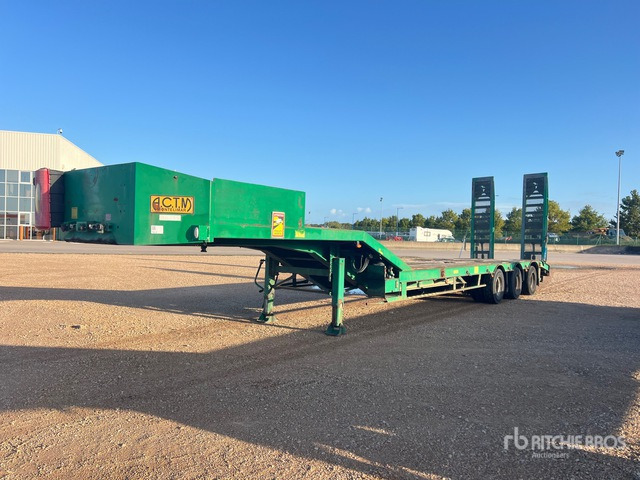 2006 ACTM S46315 Semi-Remorque Porte-Engins 3 Es ... Lowboy Trailer - Низкорамный полуприцеп: фото 1 2006 ACTM S46315 Semi-Remorque Porte-Engins 3 Es ... Lowboy Trailer - Низкорамный полуприцеп: фото 1