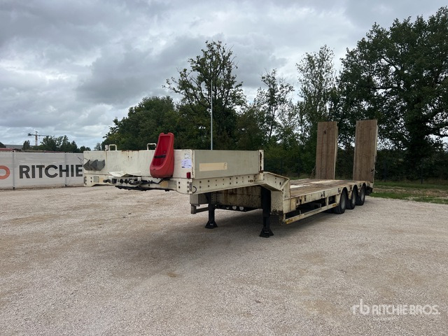 2006 Faymonville TL Tri/A Semi-Remorque Porte-Engin ... Lowboy Trailer - Низкорамный полуприцеп: фото 2 2006 Faymonville TL Tri/A Semi-Remorque Porte-Engin ... Lowboy Trailer - Низкорамный полуприцеп: фото 2