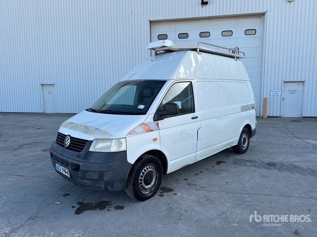2006 Volkswagen Transporter TDI 4 Motion Vehicule Utilitaire Cargo Van - Цельнометаллический фургон: фото 1 2006 Volkswagen Transporter TDI 4 Motion Vehicule Utilitaire Cargo Van - Цельнометаллический фургон: фото 1