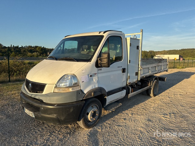 2008 Renault Mascott 130 dxi 4x2 Camion Benne Dump Truck: Light Duty - Малотоннажный самосвал: фото 3 2008 Renault Mascott 130 dxi 4x2 Camion Benne Dump Truck: Light Duty - Малотоннажный самосвал: фото 3