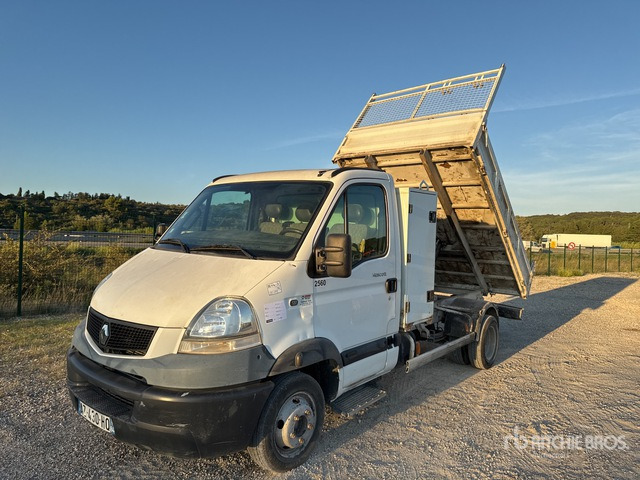 2008 Renault Mascott 130 dxi 4x2 Camion Benne Dump Truck: Light Duty - Малотоннажный самосвал: фото 2 2008 Renault Mascott 130 dxi 4x2 Camion Benne Dump Truck: Light Duty - Малотоннажный самосвал: фото 2