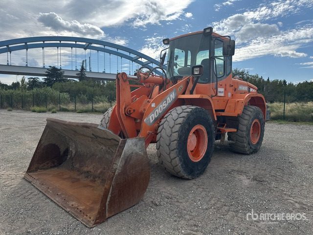 2011 Doosan DL200 Chargeuse Sur Pneus Wheel Loader - Колёсный погрузчик: фото 1 2011 Doosan DL200 Chargeuse Sur Pneus Wheel Loader - Колёсный погрузчик: фото 1