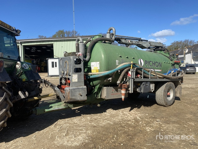 2011 Pichon TCI 10400 S/A Tonne A Lisier Aspirante 1 ... Vacuum Tanker Trailer - Цистерна для жидкого навоза: фото 1 2011 Pichon TCI 10400 S/A Tonne A Lisier Aspirante 1 ... Vacuum Tanker Trailer - Цистерна для жидкого навоза: фото 1