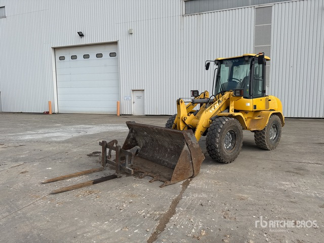 2011 Volvo L35BZ Chargeuse Sur Pneus Wheel Loader - Колёсный погрузчик: фото 1 2011 Volvo L35BZ Chargeuse Sur Pneus Wheel Loader - Колёсный погрузчик: фото 1