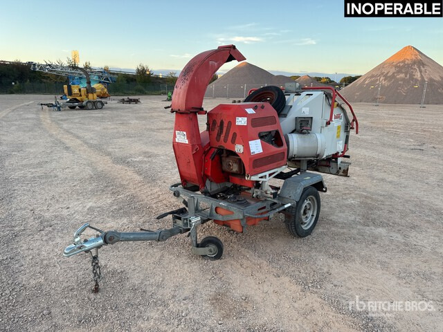 2014 Bugnot 55 BVN56 Broyeur A Vegetaux (Inoperable) Wood Chipper - Измельчитель древесины: фото 2 2014 Bugnot 55 BVN56 Broyeur A Vegetaux (Inoperable) Wood Chipper - Измельчитель древесины: фото 2
