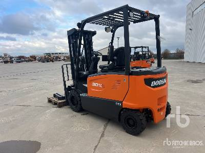 DOOSAN B30X-7 PLUS 3000 kg (Unused) - Электропогрузчик: фото 2 DOOSAN B30X-7 PLUS 3000 kg (Unused) - Электропогрузчик: фото 2