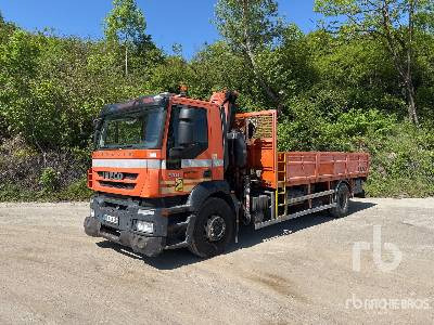 IVECO STRALIS 310 2009 Fassi F130A21 on 4x2 Camio ... - Крюковой мультилифт: фото 1 IVECO STRALIS 310 2009 Fassi F130A21 on 4x2 Camio ... - Крюковой мультилифт: фото 1