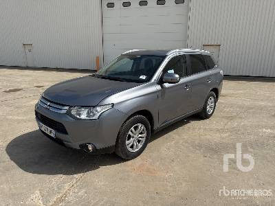 MITSUBISHI Break - Легковой автомобиль: фото 1 MITSUBISHI Break - Легковой автомобиль: фото 1