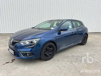 RENAULT MEGANE - Легковой автомобиль: фото 1 RENAULT MEGANE - Легковой автомобиль: фото 1