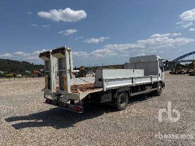 RENAULT MIDLUM 210 4x2 Camion Plateau - Грузовик бортовой/ Платформа: фото 3 RENAULT MIDLUM 210 4x2 Camion Plateau - Грузовик бортовой/ Платформа: фото 3