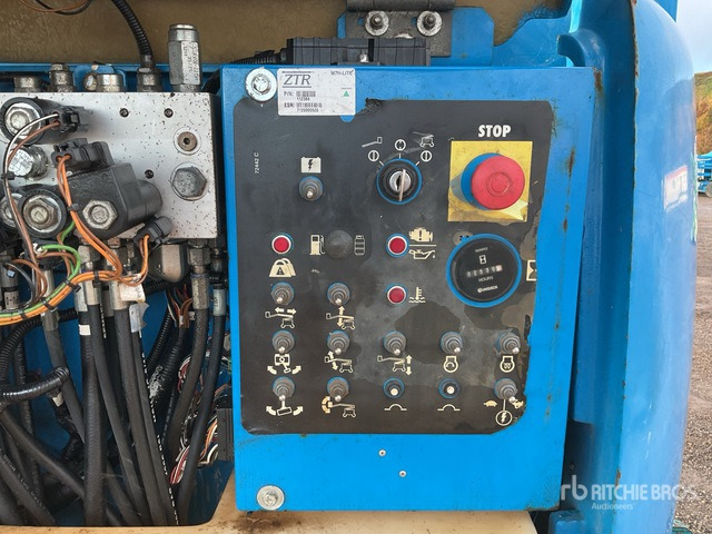 2012 Genie Z45/25J 4WD Diesel Articulating Boom Lift - Коленчатый подъемник: фото 4 2012 Genie Z45/25J 4WD Diesel Articulating Boom Lift - Коленчатый подъемник: фото 4