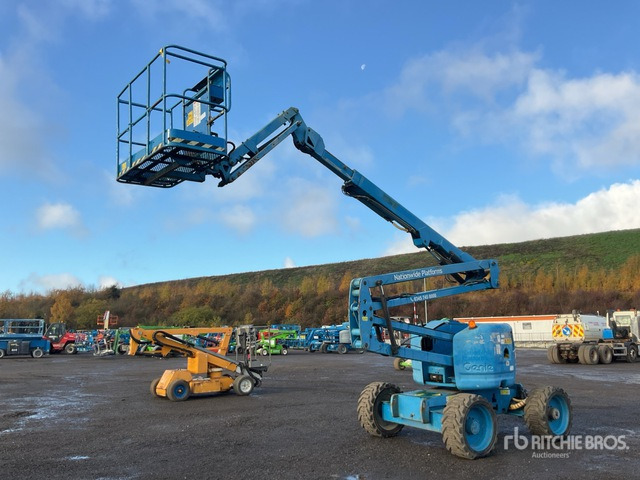 2012 Genie Z45/25J 4WD Diesel Articulating Boom Lift - Коленчатый подъемник: фото 2 2012 Genie Z45/25J 4WD Diesel Articulating Boom Lift - Коленчатый подъемник: фото 2
