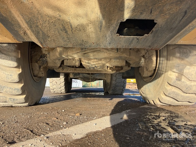 2013 Komatsu HM300-3 Articulated Dump Truck - Сочленённый самосвал: фото 5 2013 Komatsu HM300-3 Articulated Dump Truck - Сочленённый самосвал: фото 5