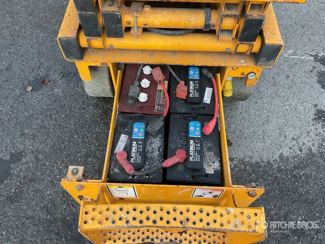 2014 Haulotte COMPACT8 Electric Scissor Lift - Ножничный подъемник: фото 5 2014 Haulotte COMPACT8 Electric Scissor Lift - Ножничный подъемник: фото 5