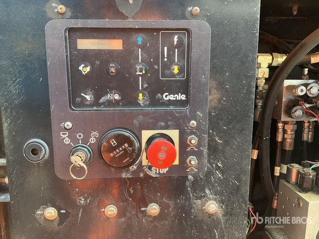 2016 Genie GS3369RT 4x4 Diesel Scissor Lift - Ножничный подъемник: фото 5 2016 Genie GS3369RT 4x4 Diesel Scissor Lift - Ножничный подъемник: фото 5