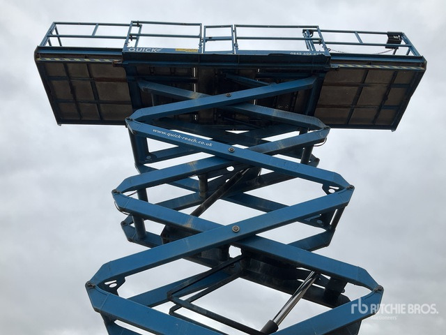 2016 Genie GS5390 4x4 Diesel Scissor Lift - Ножничный подъемник: фото 4 2016 Genie GS5390 4x4 Diesel Scissor Lift - Ножничный подъемник: фото 4