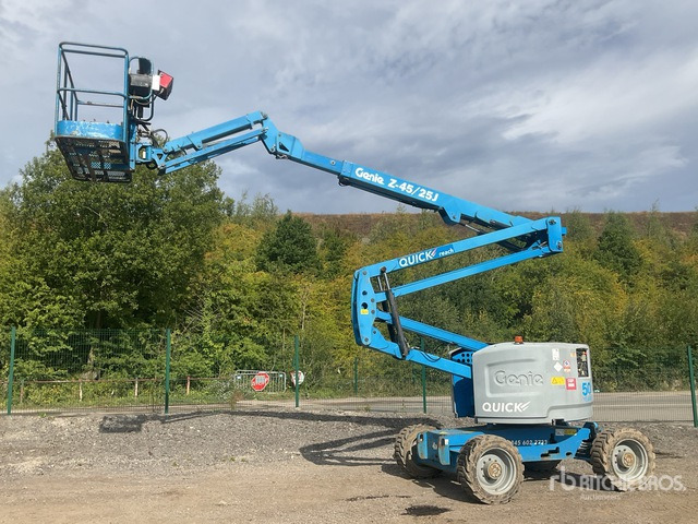 2016 Genie Z45/25J 4WD Diesel Articulating Boom Lift - Коленчатый подъемник: фото 2 2016 Genie Z45/25J 4WD Diesel Articulating Boom Lift - Коленчатый подъемник: фото 2