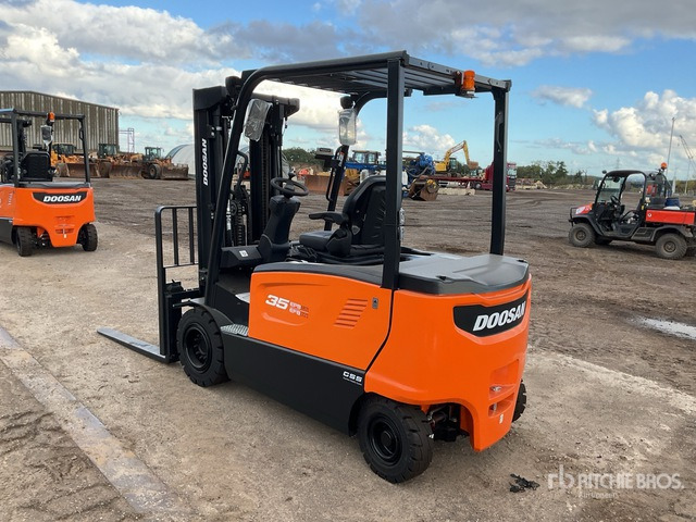2023 Doosan B35X-7 PLUS 2023 Doosan B35X-7 PLUS 3500 kg Electric Forklift (Unused) Electric Forklift - Электропогрузчик: фото 4 2023 Doosan B35X-7 PLUS 2023 Doosan B35X-7 PLUS 3500 kg Electric Forklift (Unused) Electric Forklift - Электропогрузчик: фото 4