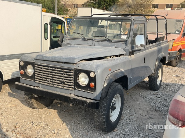 1996 Land Rover 110 4x4 (Inoperable) Pickup - Пикап: фото 2 1996 Land Rover 110 4x4 (Inoperable) Pickup - Пикап: фото 2