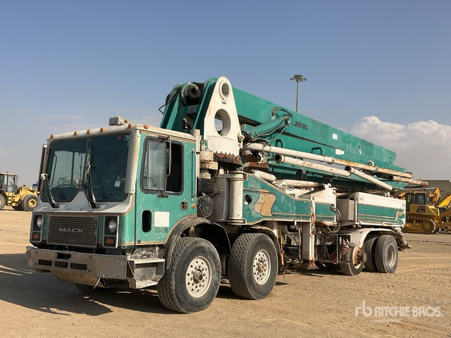 1998 Mack MR688S 1997 Schwing KVM 42/38 42 m on 8x4 Concrete Pump Truck - Автобетононасос: фото 1 1998 Mack MR688S 1997 Schwing KVM 42/38 42 m on 8x4 Concrete Pump Truck - Автобетононасос: фото 1