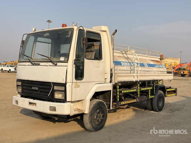 2002 Iveco Cargo 712 5000 L 4x2 Water Truck - Грузовик-цистерна: фото 2 2002 Iveco Cargo 712 5000 L 4x2 Water Truck - Грузовик-цистерна: фото 2