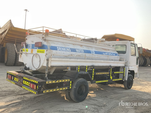 2002 Iveco Cargo 712 5000 L 4x2 Water Truck - Грузовик-цистерна: фото 5 2002 Iveco Cargo 712 5000 L 4x2 Water Truck - Грузовик-цистерна: фото 5