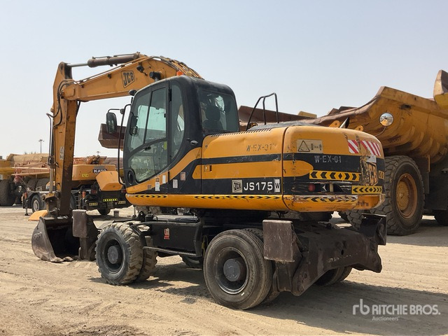 2008 JCB JS175 - Колёсный экскаватор: фото 3 2008 JCB JS175 - Колёсный экскаватор: фото 3