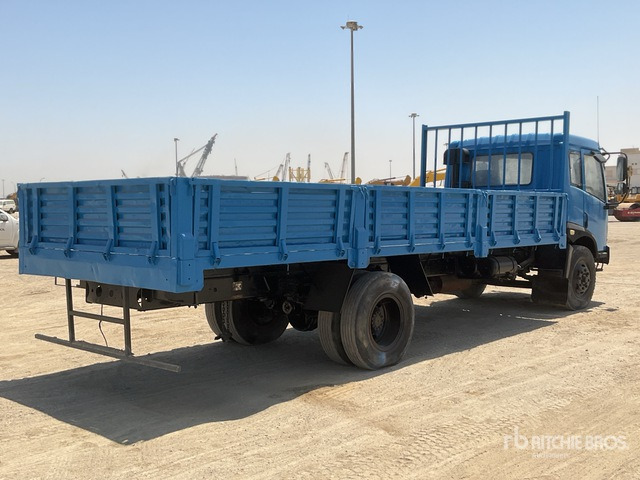 2010 FAW 1120P9K2L3E 4x2 Flatbed Truck - Грузовик бортовой/ Платформа: фото 3 2010 FAW 1120P9K2L3E 4x2 Flatbed Truck - Грузовик бортовой/ Платформа: фото 3
