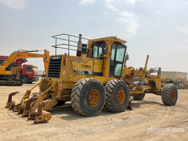 2011 Komatsu GD825A-2 - Грейдер: фото 3 2011 Komatsu GD825A-2 - Грейдер: фото 3