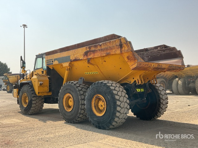 2011 Komatsu HM400-2R Articulated Dump Truck - Сочленённый самосвал: фото 4 2011 Komatsu HM400-2R Articulated Dump Truck - Сочленённый самосвал: фото 4
