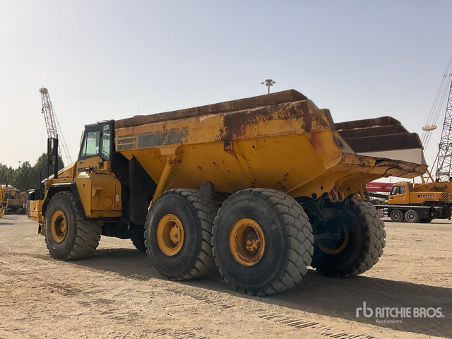2011 Komatsu HM400-2R Articulated Dump Truck - Сочленённый самосвал: фото 3 2011 Komatsu HM400-2R Articulated Dump Truck - Сочленённый самосвал: фото 3