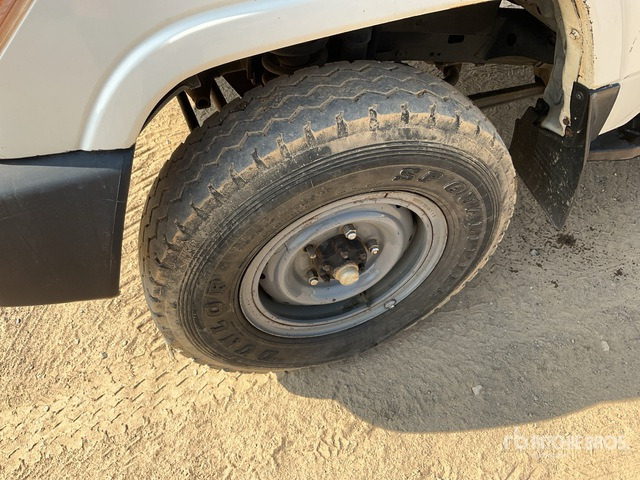 2018 Toyota Land Cruiser 78R 4x4 SUV - Внедорожник: фото 4 2018 Toyota Land Cruiser 78R 4x4 SUV - Внедорожник: фото 4