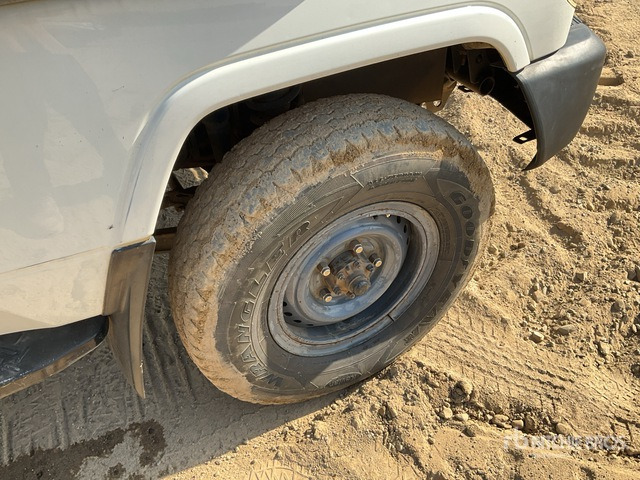 2018 Toyota Land Cruiser 78R 4x4 SUV - Внедорожник: фото 5 2018 Toyota Land Cruiser 78R 4x4 SUV - Внедорожник: фото 5