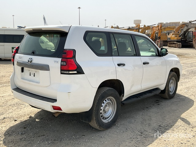 2018 Toyota Prado TX 150L 4x4 SUV - Внедорожник: фото 3 2018 Toyota Prado TX 150L 4x4 SUV - Внедорожник: фото 3