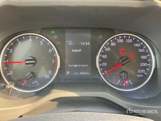 2019 Toyota RAV4 4WD SUV - Внедорожник: фото 3 2019 Toyota RAV4 4WD SUV - Внедорожник: фото 3