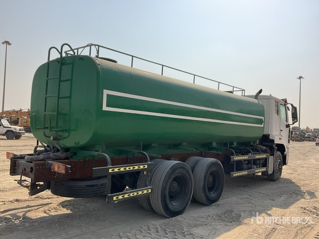 2019 Wuhan ZZ1255N4646E1 20000 L 6x4 Water Truck - Грузовик-цистерна: фото 4 2019 Wuhan ZZ1255N4646E1 20000 L 6x4 Water Truck - Грузовик-цистерна: фото 4