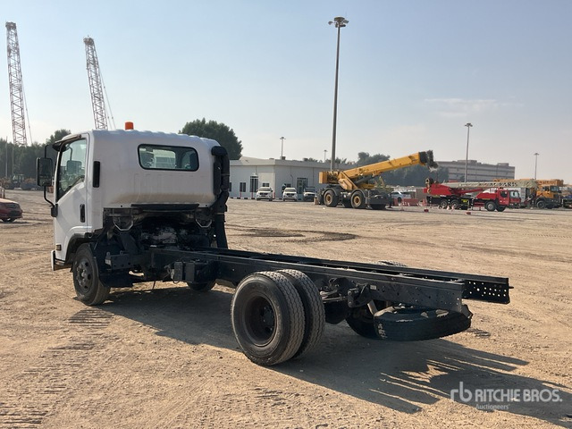 2020 Isuzu Reward NP 4x2 Cab and Chassis - Грузовик-шасси: фото 3 2020 Isuzu Reward NP 4x2 Cab and Chassis - Грузовик-шасси: фото 3