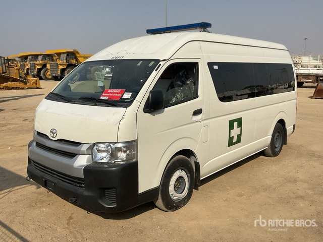 2022 Toyota Hiace High Roof 4x2 Ambulance - Машина скорой помощи: фото 1 2022 Toyota Hiace High Roof 4x2 Ambulance - Машина скорой помощи: фото 1